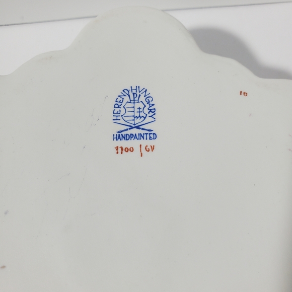 Rare Vintage Pair of Herend Hand Painted Cigar Ashtrays - Picture 5 of 10